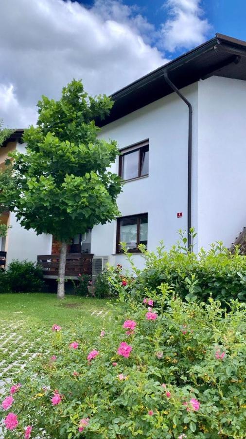 Lanima Apartment Блед Екстериор снимка